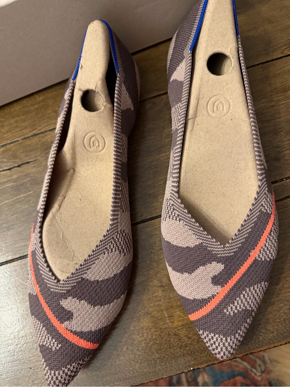 Rothy’s pointed toe taupe camo shoes with box